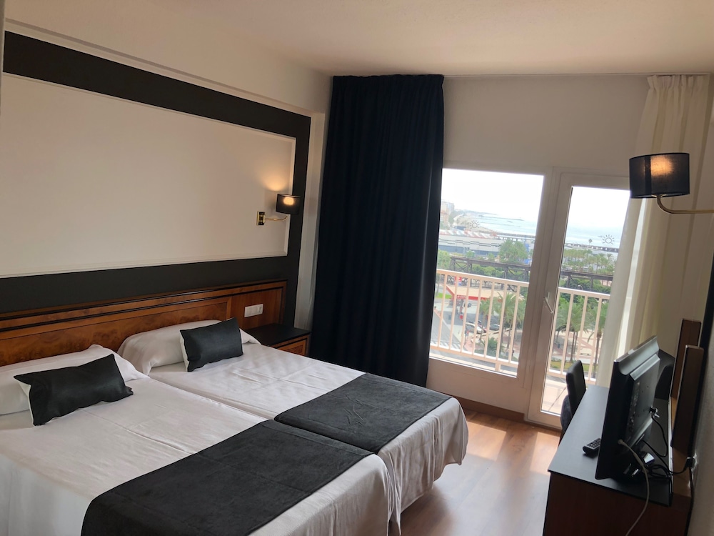 Ohtels Gran Hotel Almeria 13/50