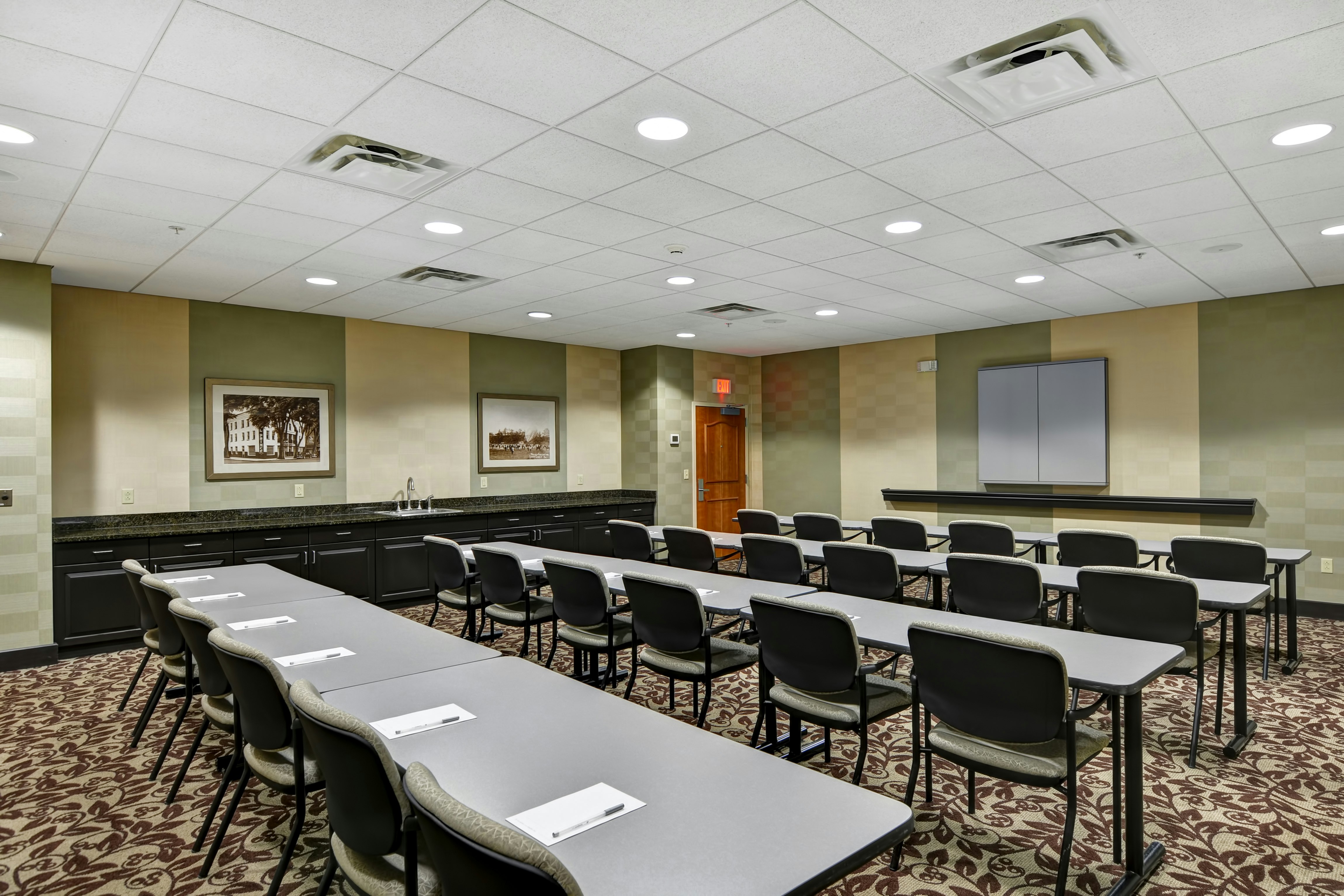 Hampton Inn Tunkhannock 17/21
