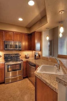 Casitas at Sabino Springs 13/36
