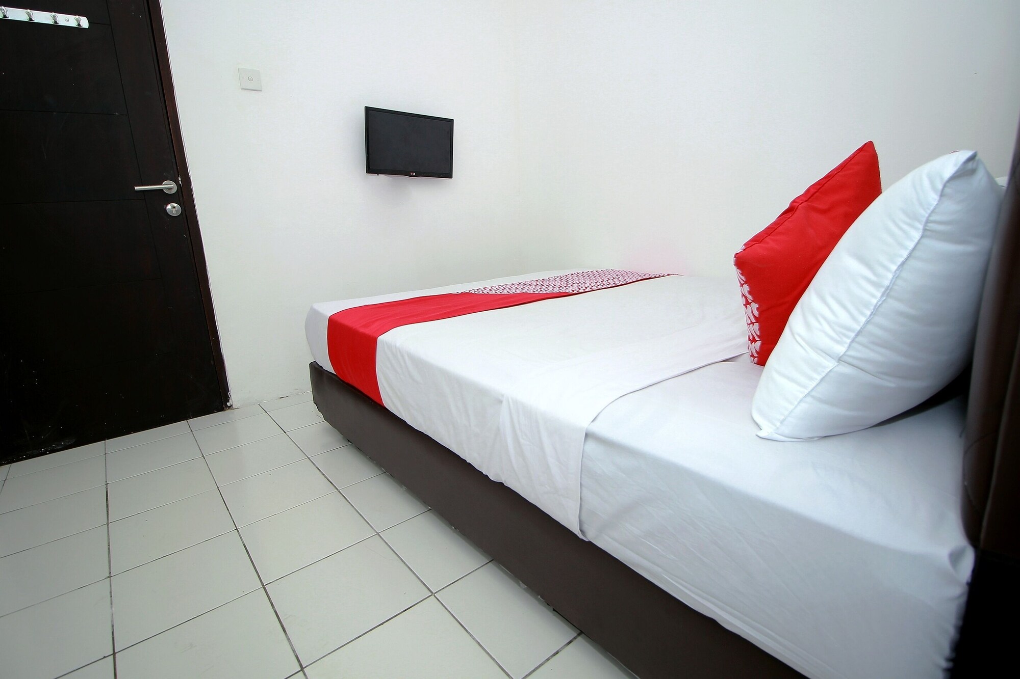 غرفة قياسية بسرير مزدوج، OYO 1678 Jati Exclusive Homestay 10/10