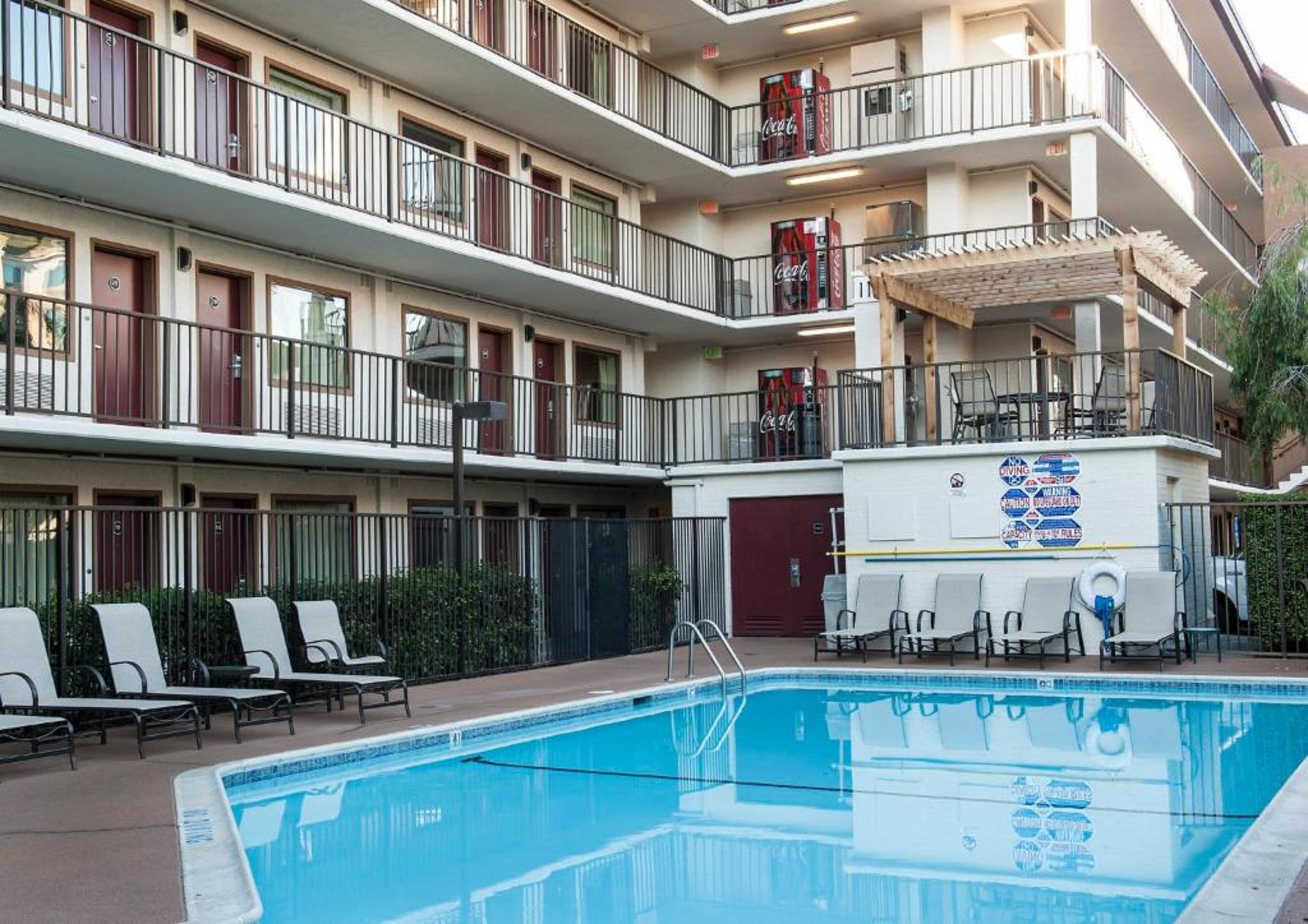 Red Roof Inn Plus San Francisco Airport 1/27