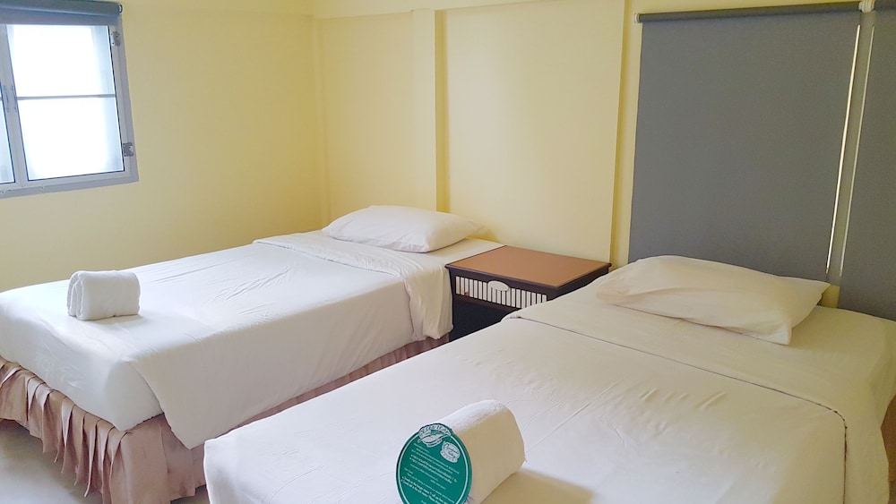 Brookside Valley Resort 17/77