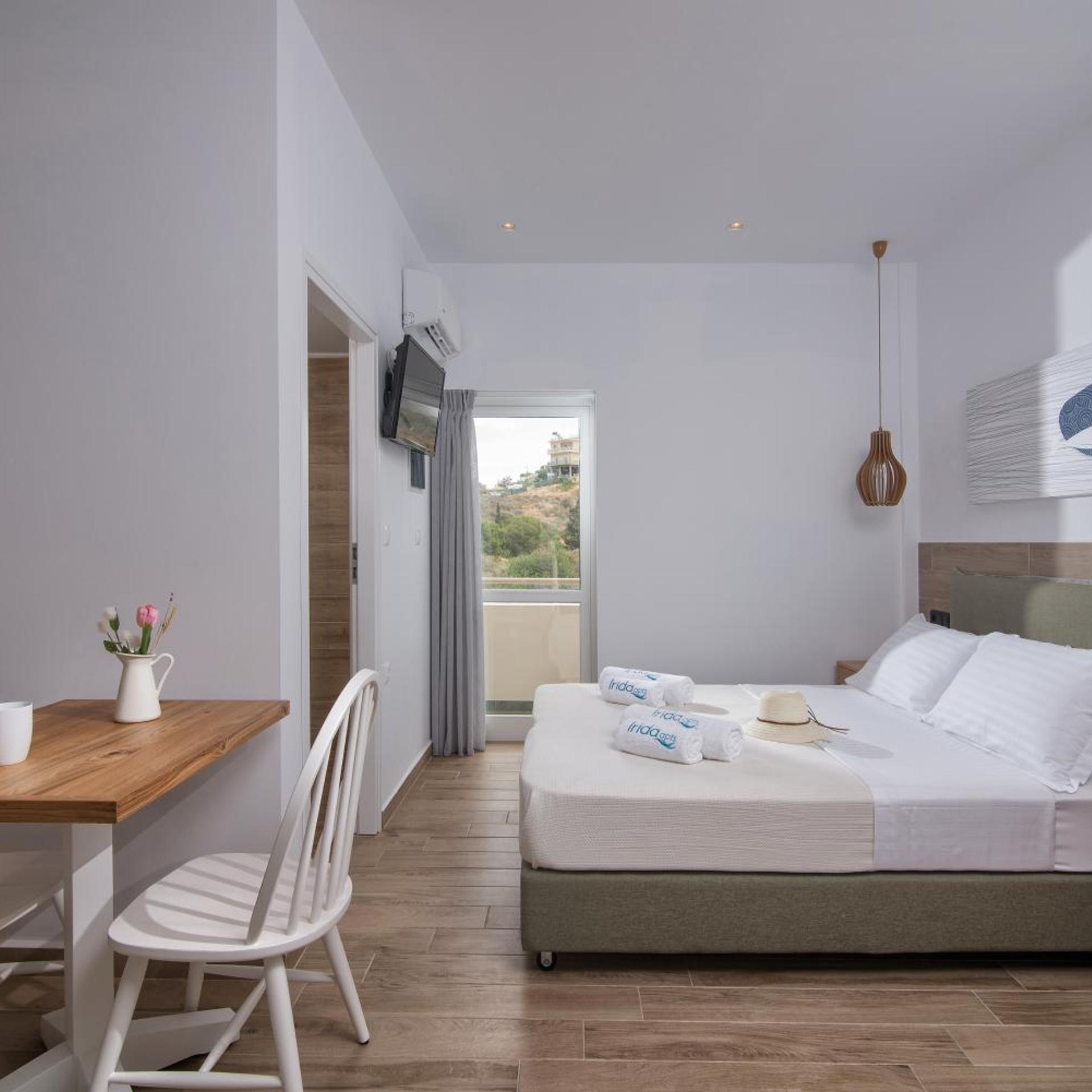 Guest Room, Superior, Lateral Side Sea View, Private Garden, Annex