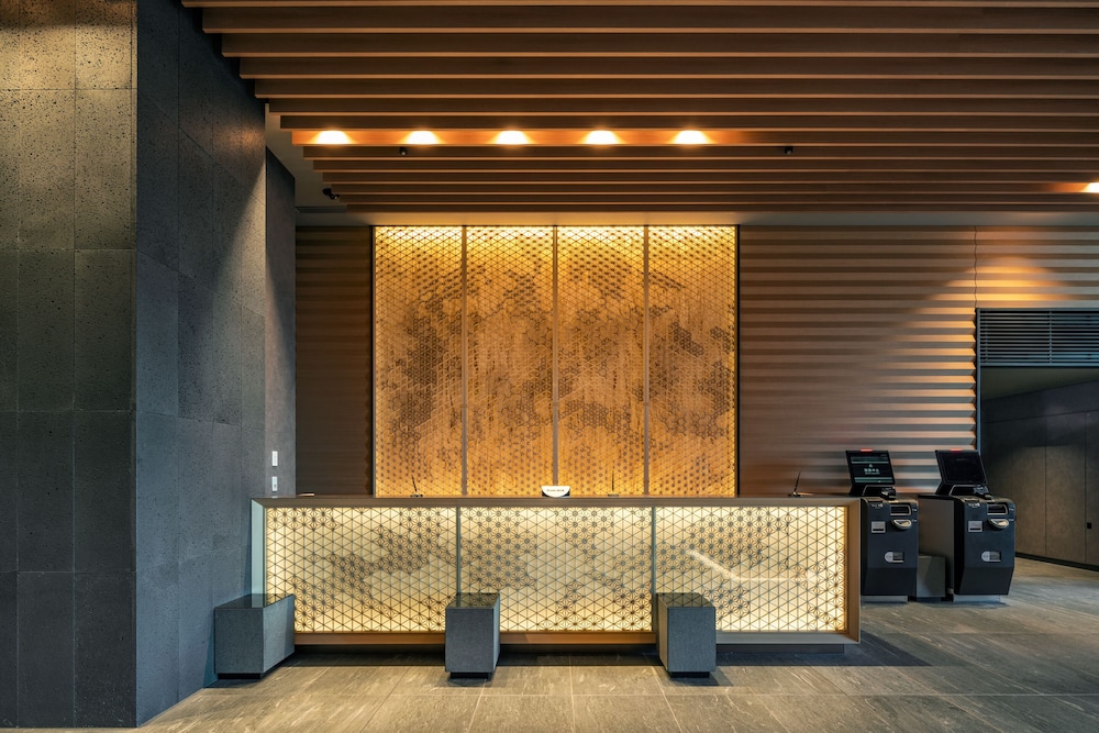 Hotel Clad 6/50