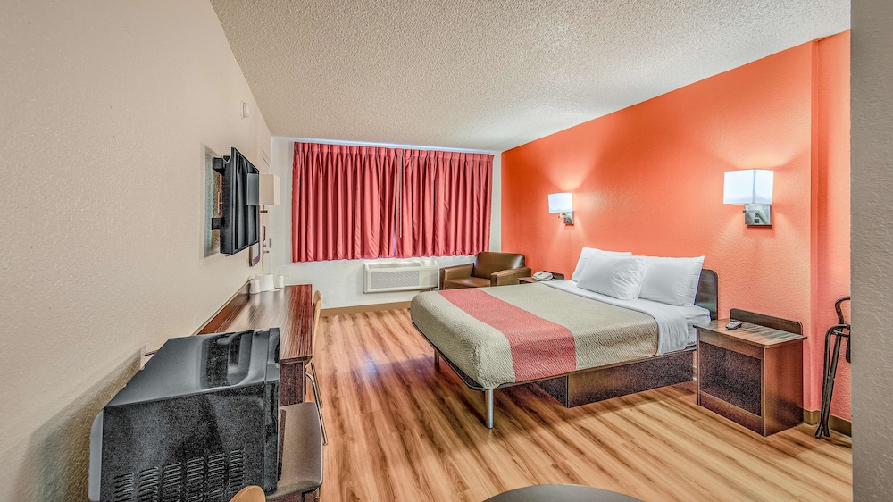 Motel6 Eureka, CA – Redwood Coast 19/60