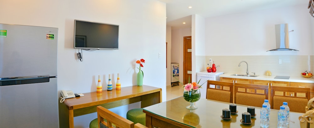 Richico Apartments And Hotel 66/82