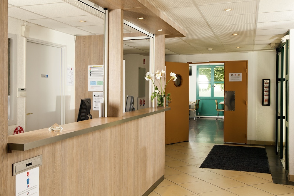 Sejours Et Affaires Rive Gauche Serris Hotel 5/38