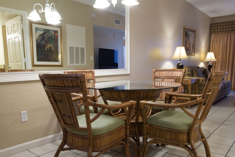 Vacation Villas 2 12/30