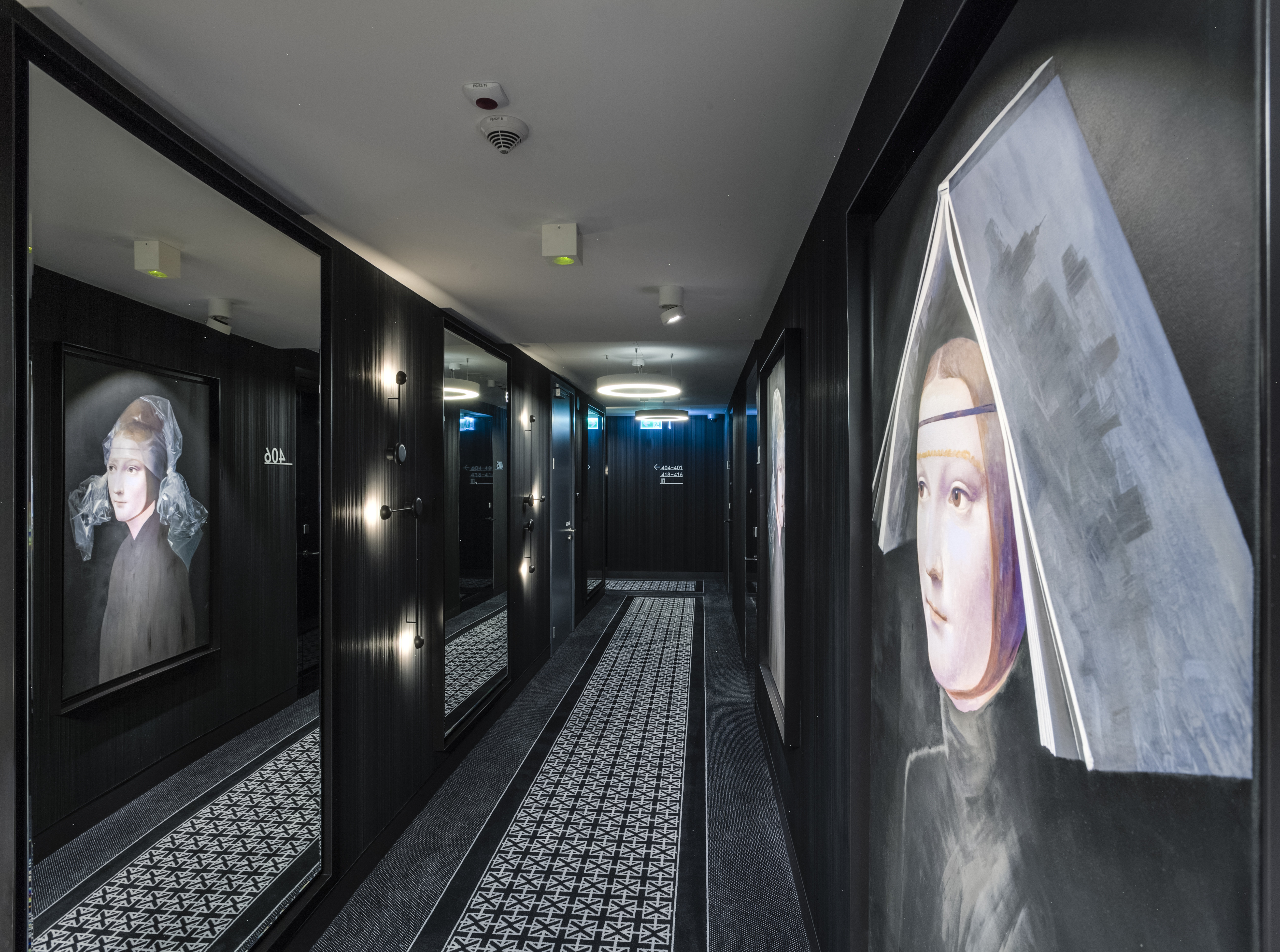 HOTEL INDIGO WARSAW - NOWY SWIAT 9/79