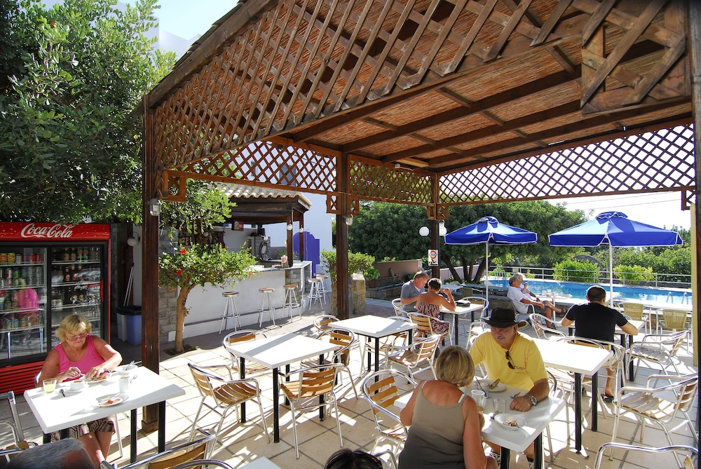 Lato Hotel 23/44