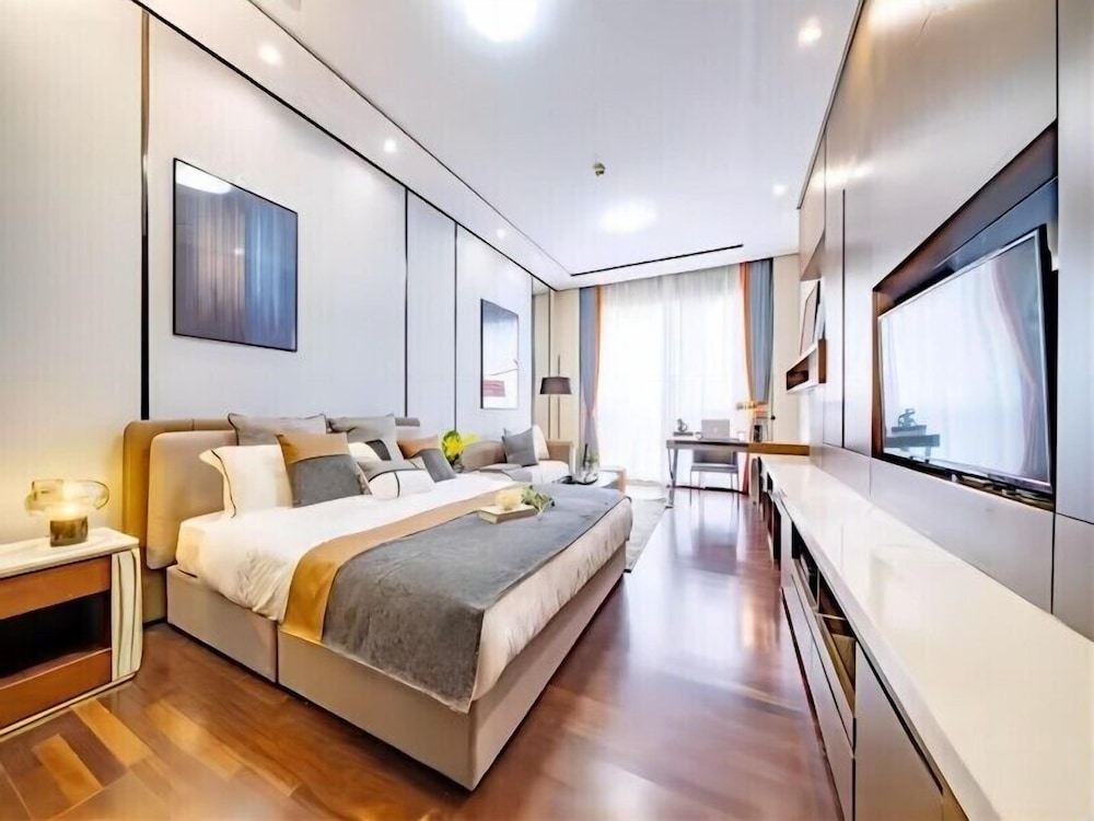Comfort, King Bed, Kitchen