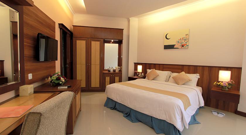 Karang Setra Hotel 18/25