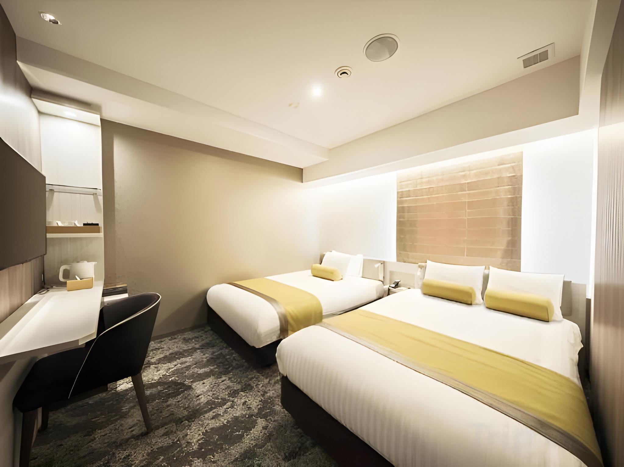 Room, Triple, 1 Double and 1 Single Bed, Electronic Cigarette Only