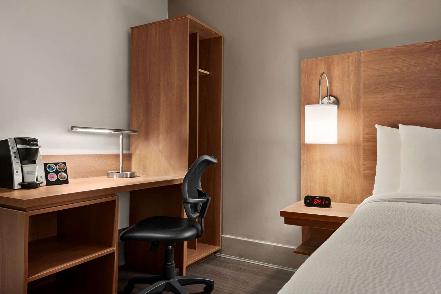 Days Inn By Wyndham Vancouver Downtown 28/32