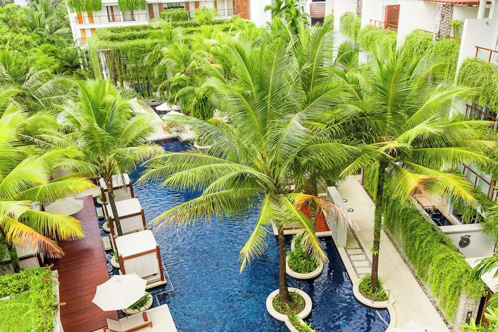 THE CHAVA RESORT 45/58