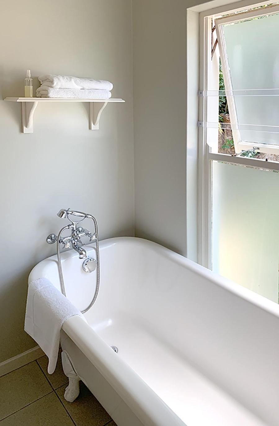 Coral Tree Colony Bed & Breakfast 20/20