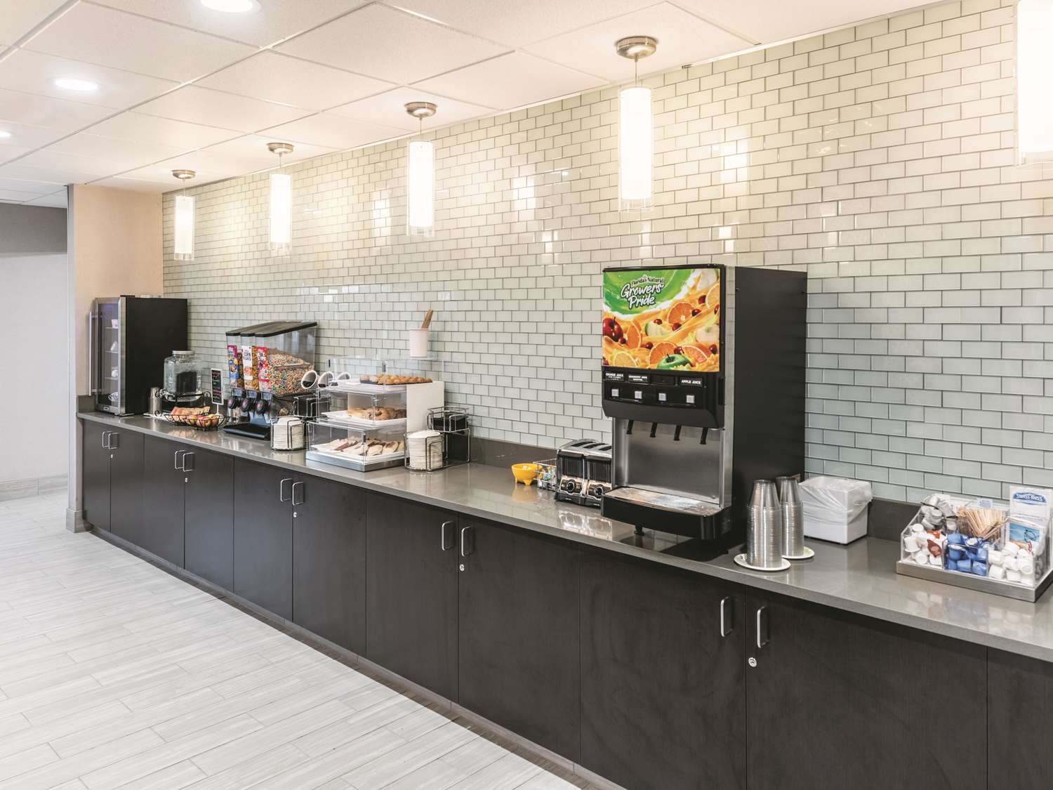 La Quinta Inn & Suites By Wyndham Walla Walla 10/45