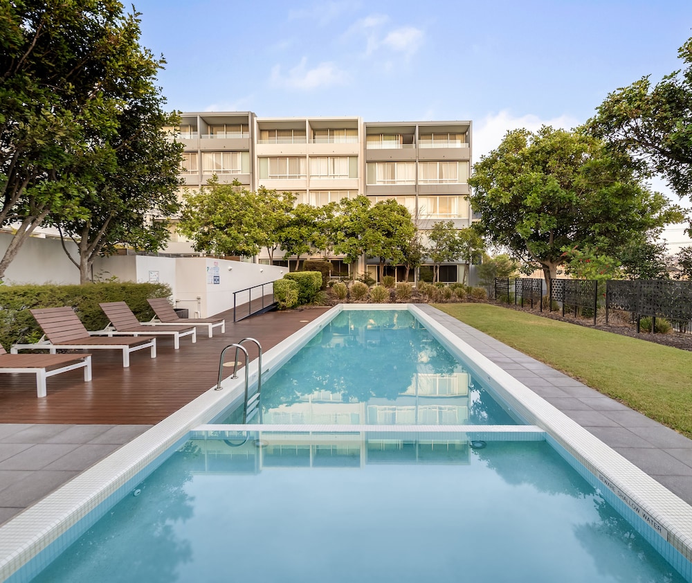 Oaks Nelson Bay Lure Suites 36/62