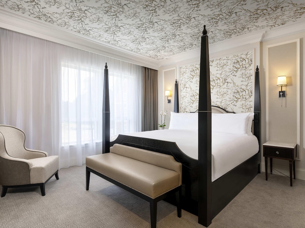 1 Bedroom, Fairmont, Suite, King Bed
