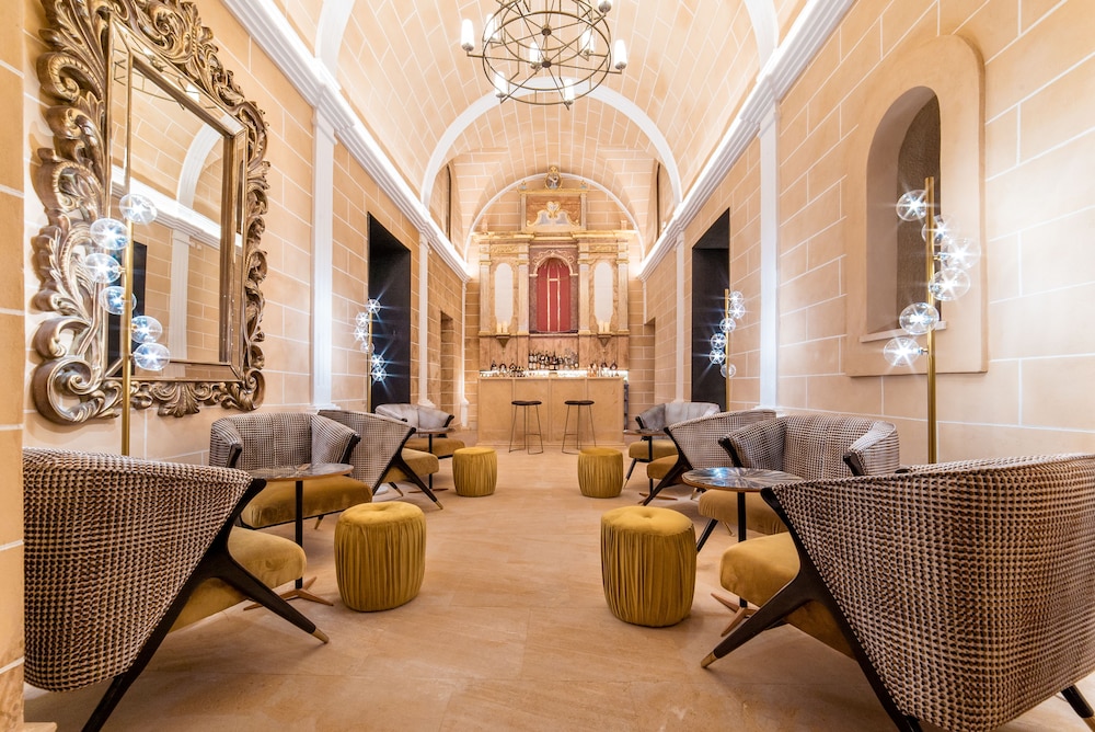 Hotel Creu de Tau Art and Spa - Adults Only 89/111