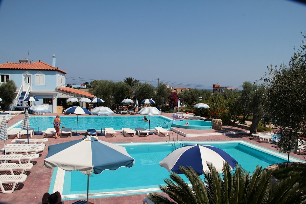 Filoxenia Hotel Apartments 45/51