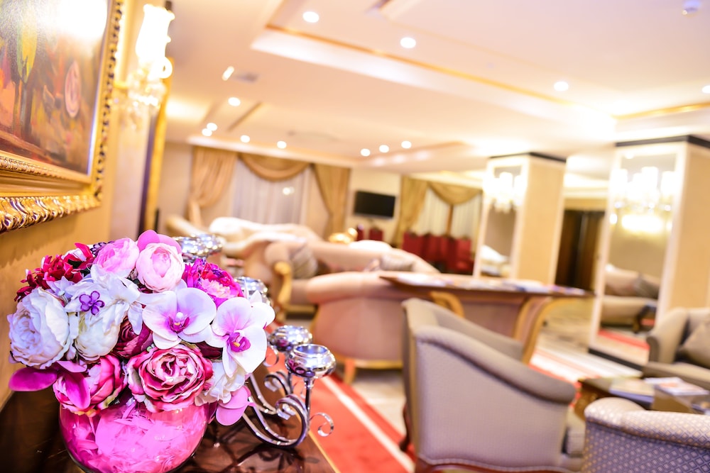 The Lake Palace Hotel Baku 42/50