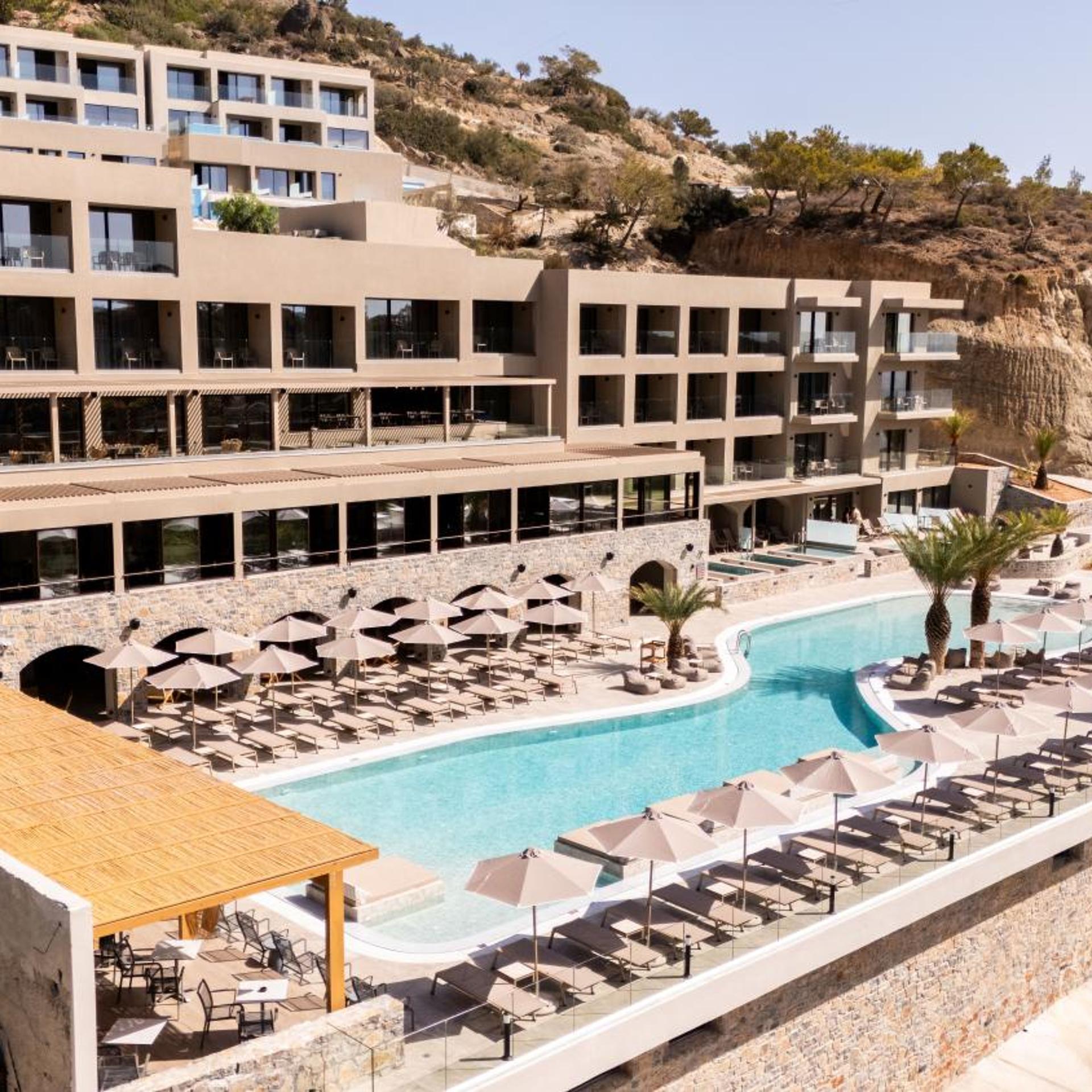 Eden Rock Hotel 7/53