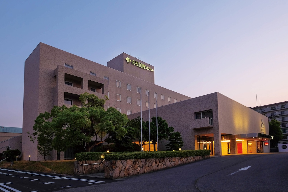 TAKAMATSU KOKUSAI HOTEL 60/65