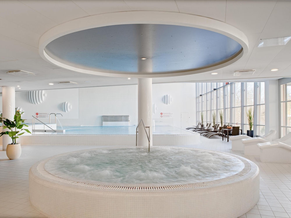 Park Inn By Radisson Meriton Conference Spa Hotel Tallinn 37/72