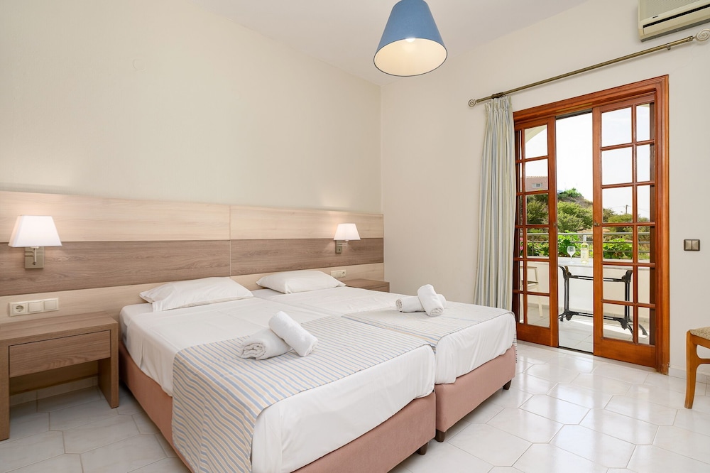 Anthos Apartments 11/56