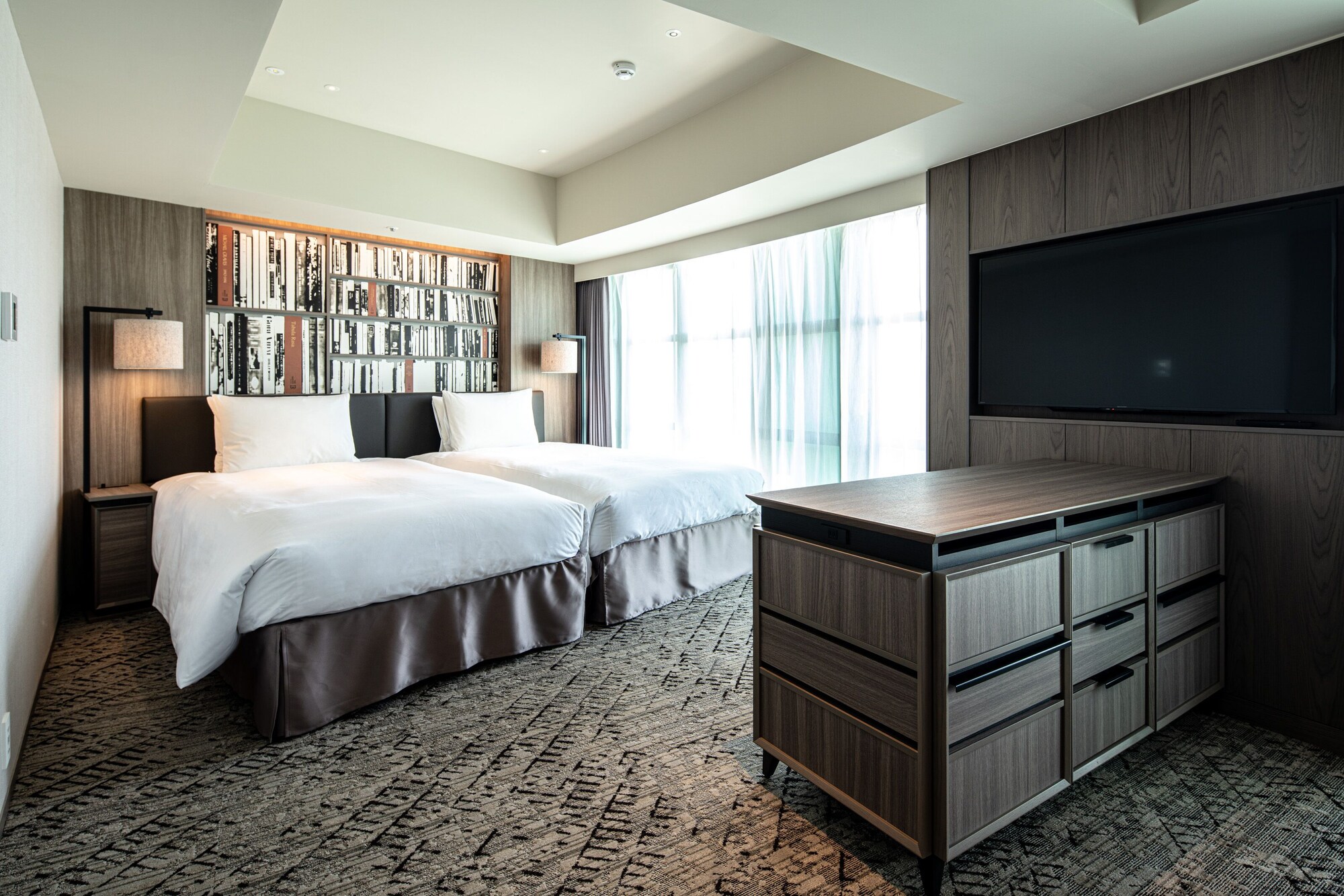 Chapter 4, Deluxe, Family, Single, Twin Beds