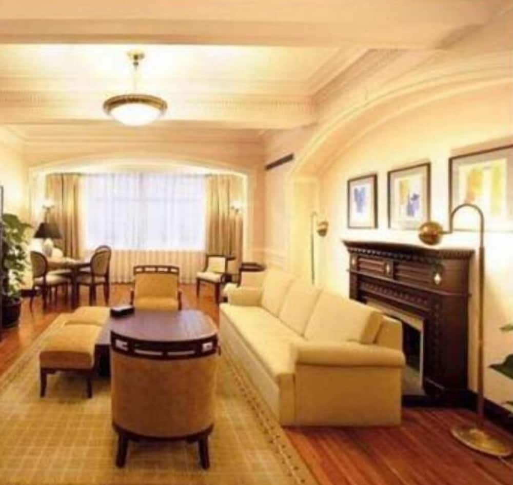Jin Jiang Hotel 29/50
