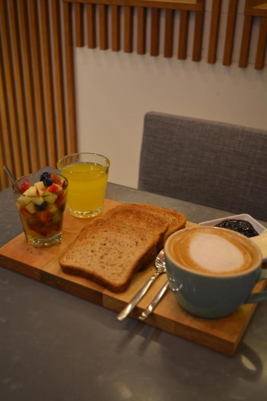 Amerian Tucuman Apart And Suites 35/44