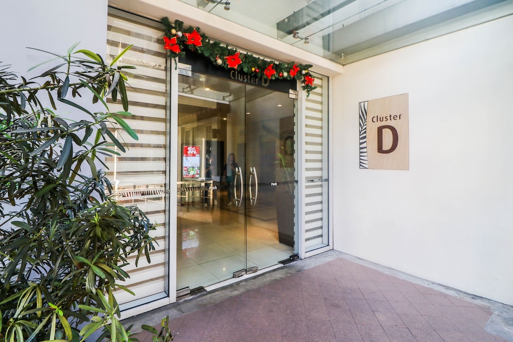 PRS at One Palm Tree Villa near Airport 53/60