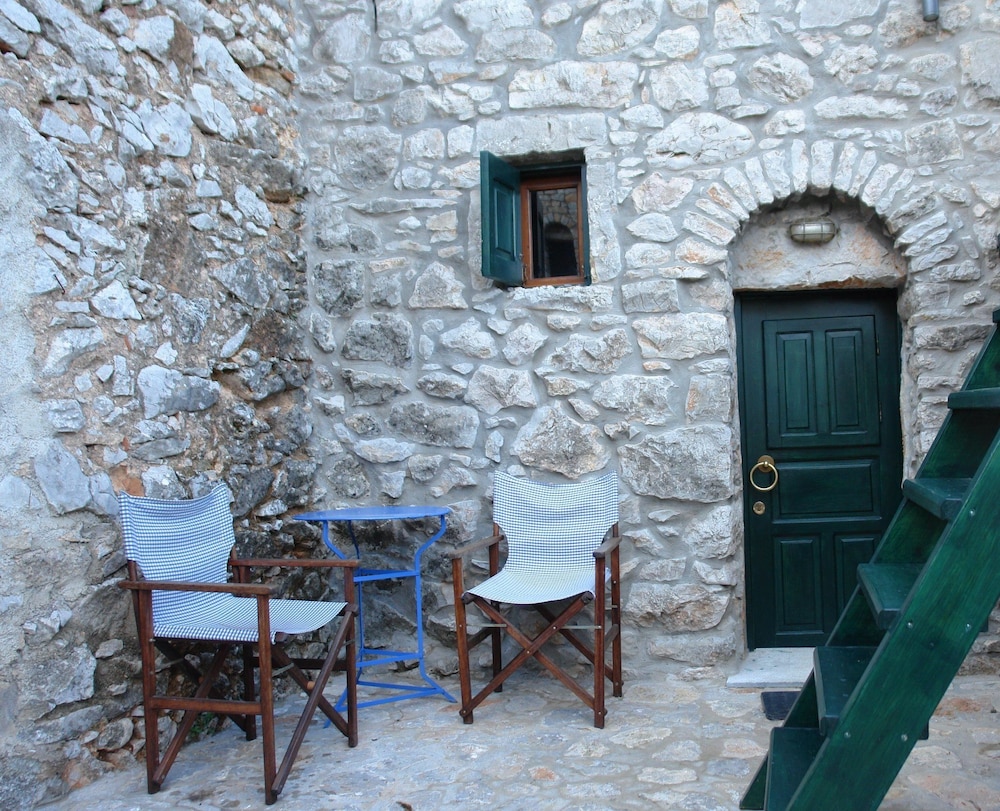 Spitakia 47/50