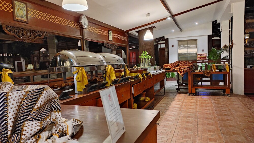 Paku Mas Hotel 27/41