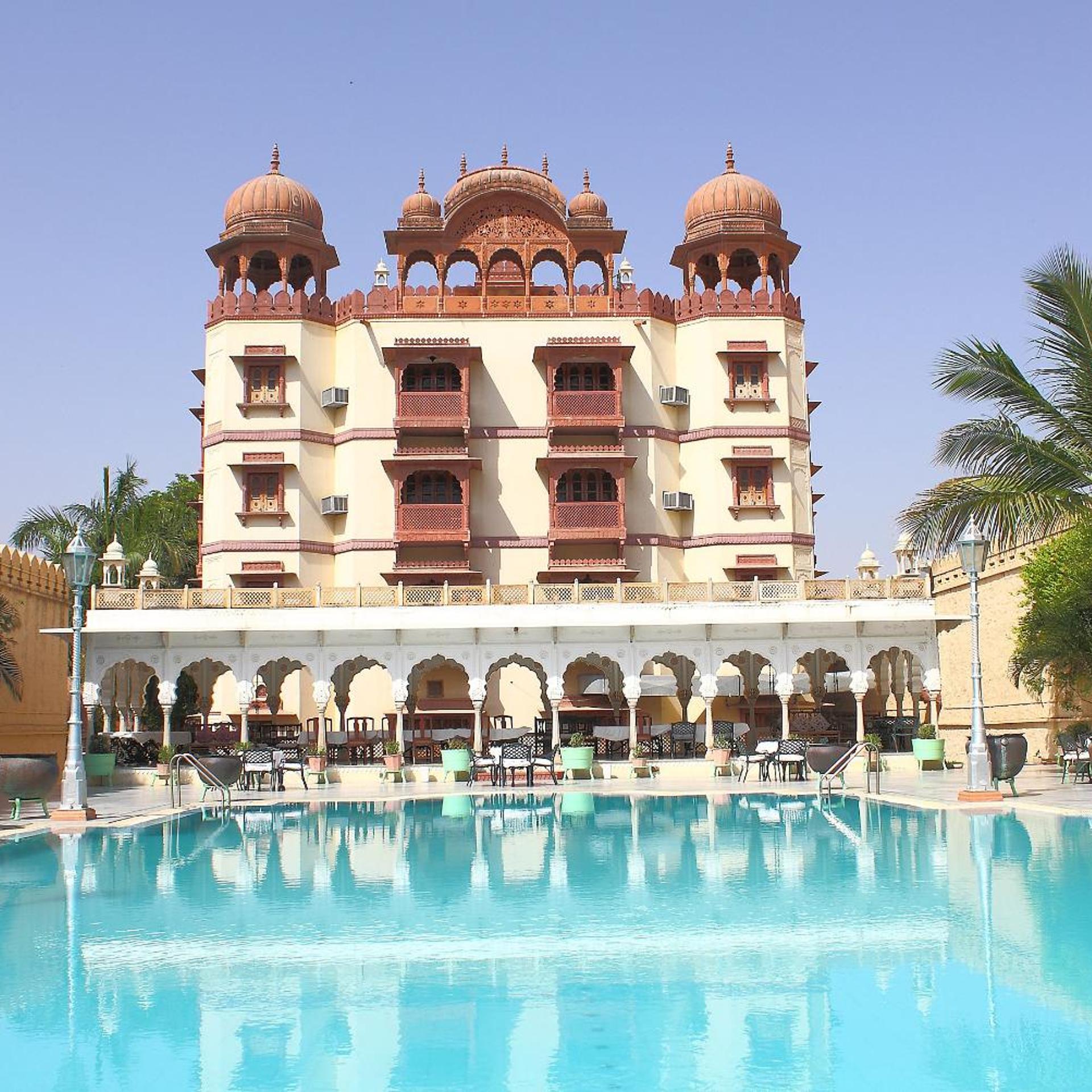 JAGAT PALACE 2/33