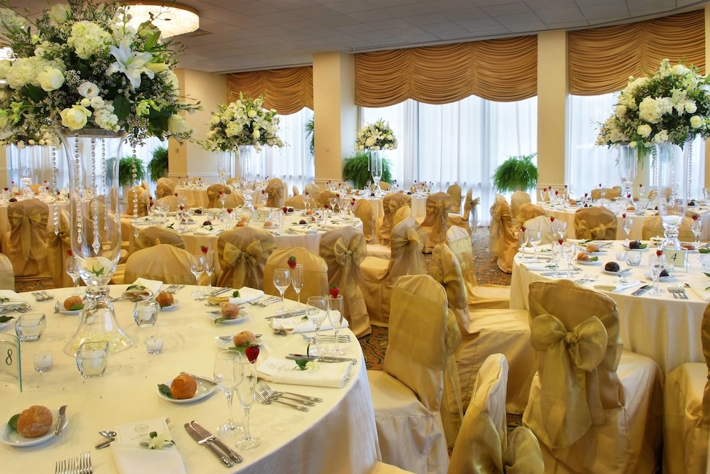 Marriott Teaneck at Glenpointe 23/37