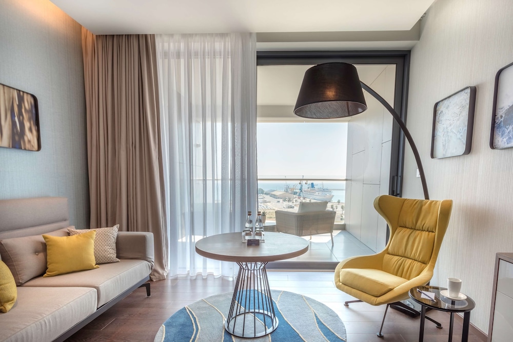 Radisson Blu Hotel Larnaca 47/74