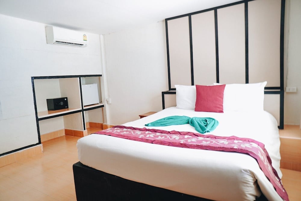 SUPERIOR, DOUBLE BED