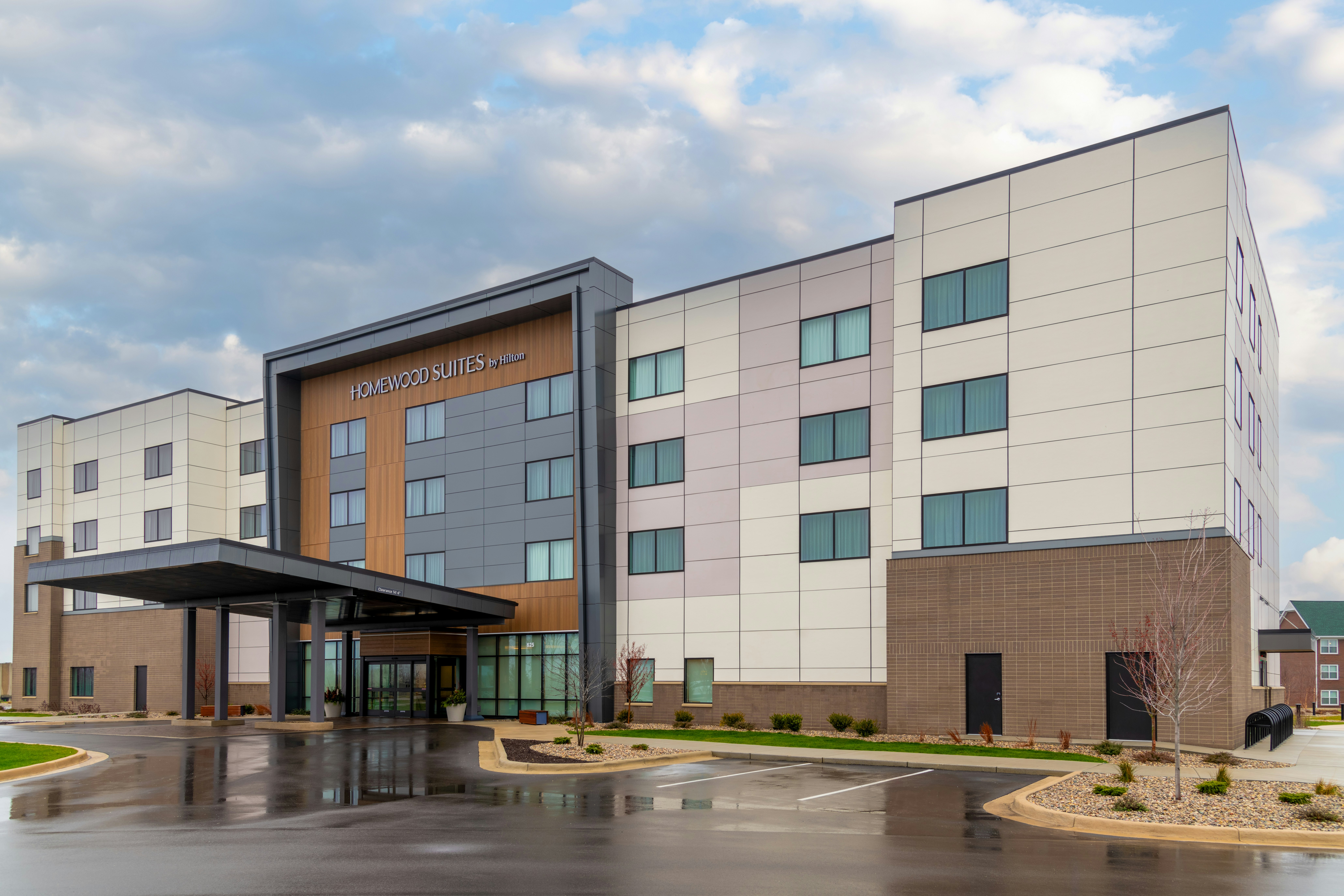 Homewood Suites by Hilton Holland 1/38