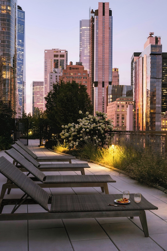 Sonder Battery Park 41/50