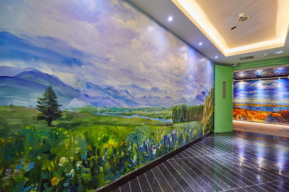 Spring Time Hotel 34/50