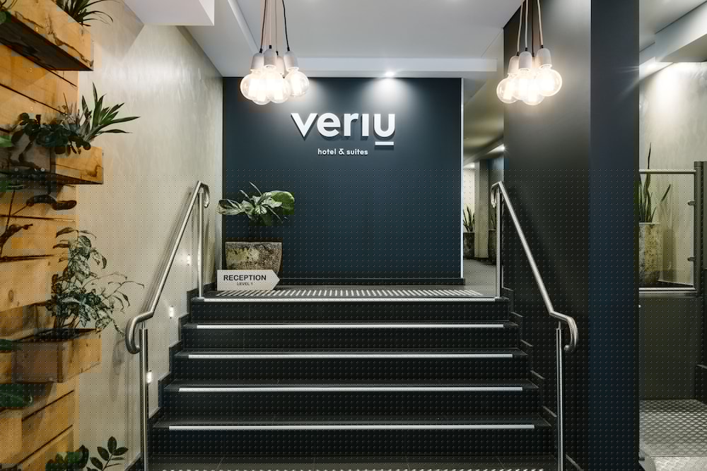 VERIU SUITES CAMPERDOWN 11/54