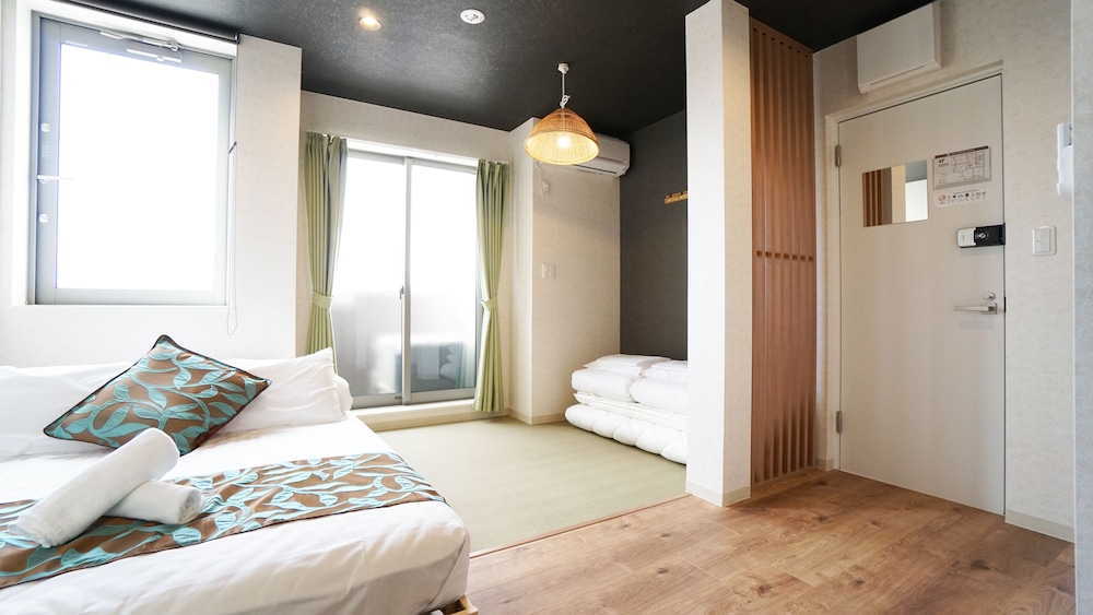 Poly Hostel Osaka 11/60