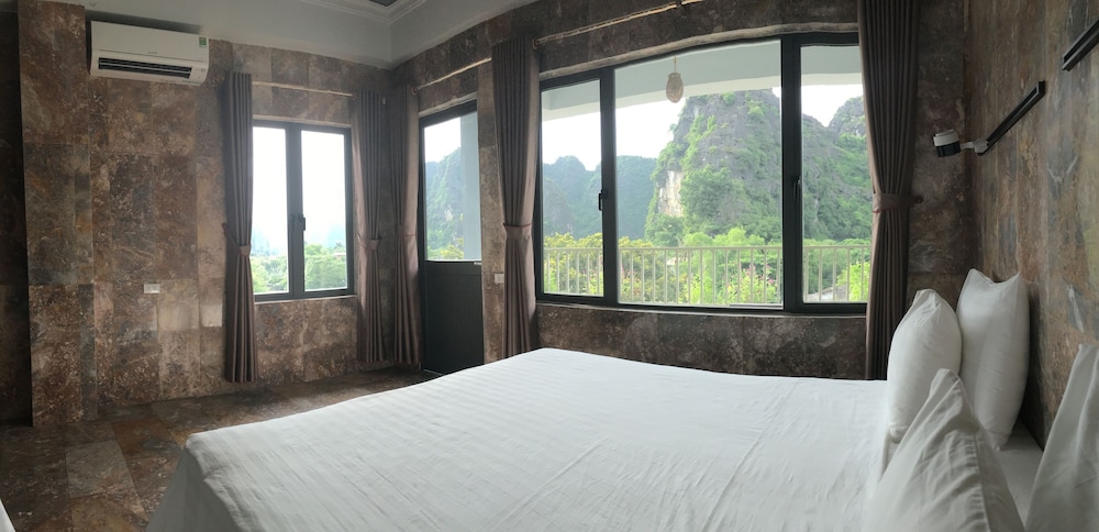 Limestone Boutique Hotel 35/76