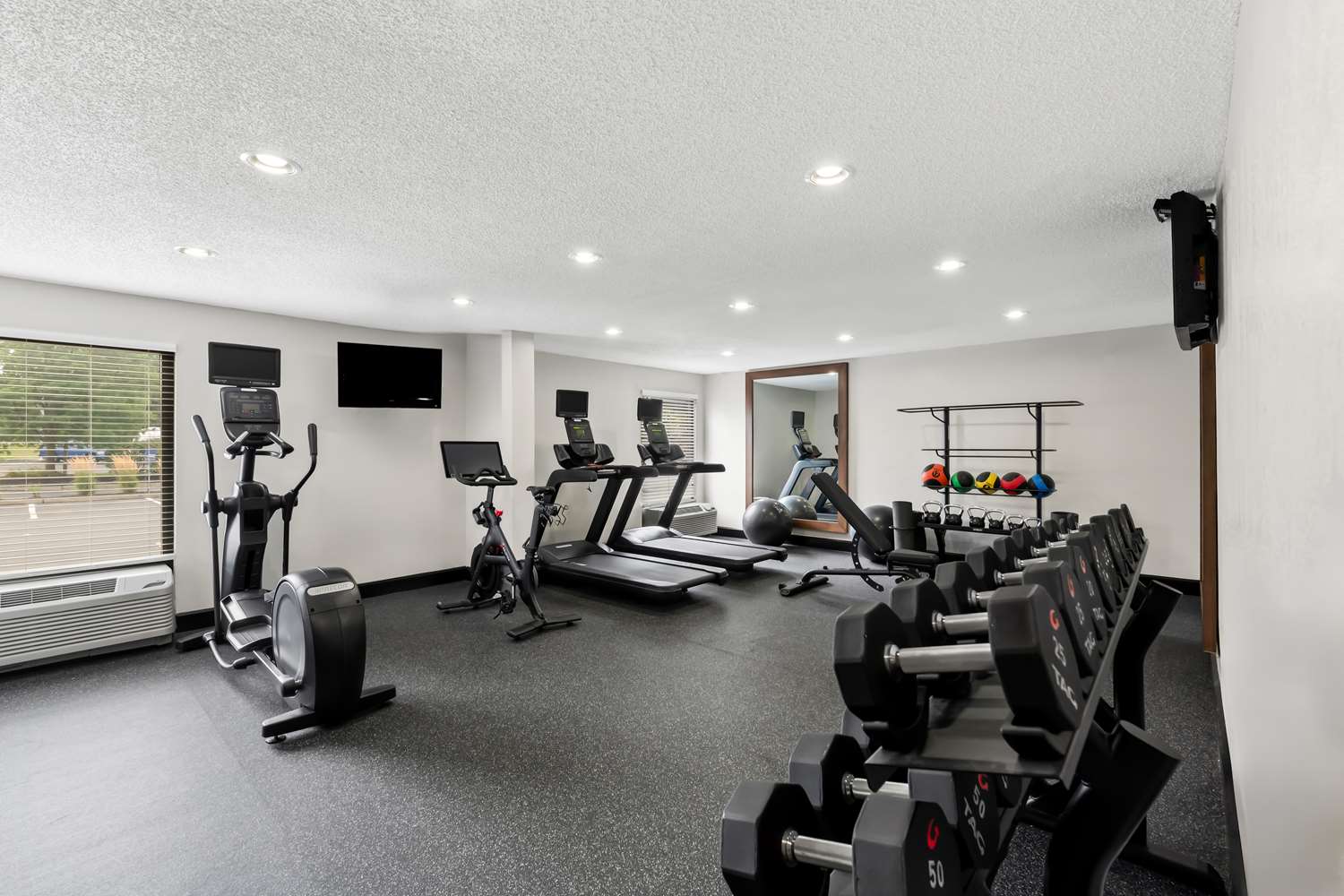 Hampton Inn Pennsville 30/48