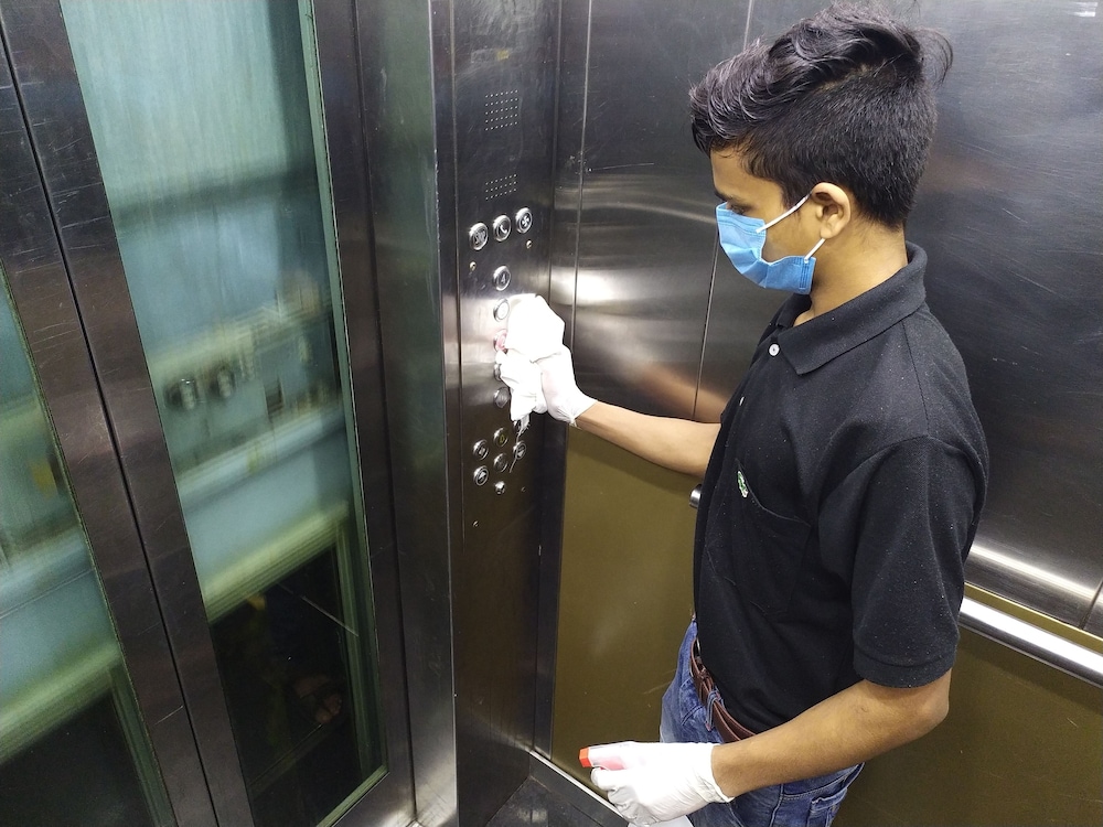 Hotel Abi Krishna 22/40