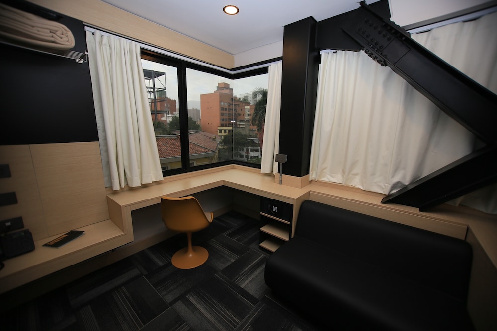 Hotel Ciudad Solar 34/50