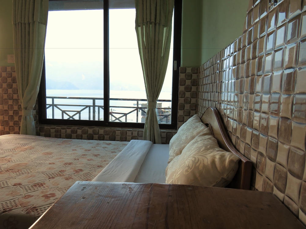 Urban Boutique Hotel Pokhara 13/30